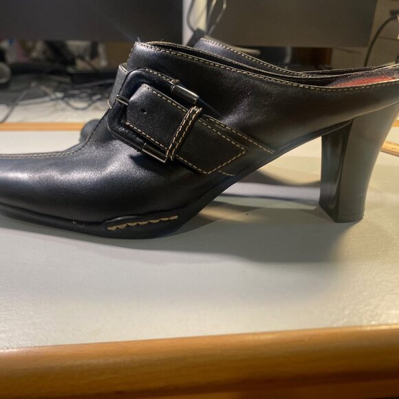 Aerosole - Size 7.5 M - Women's Mules Black Leather Upper Shoes - Picture 5 of 10